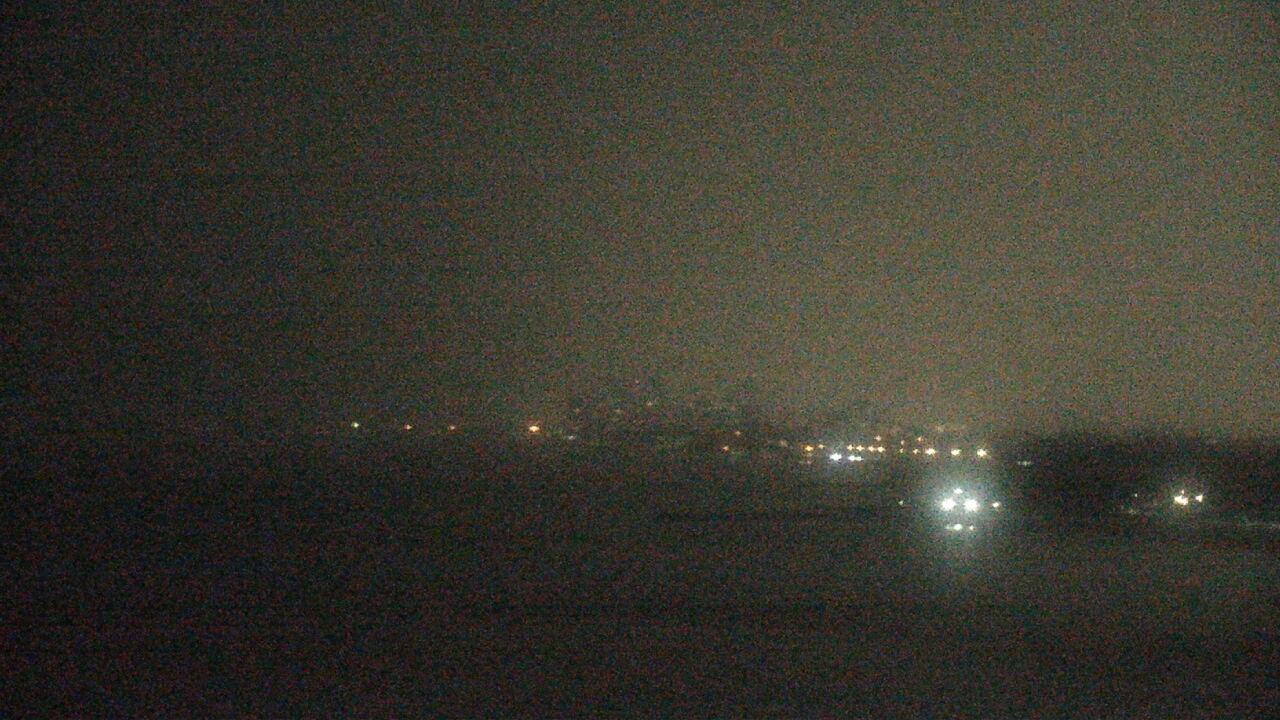 Thumbnail for current weather camera view from Northwestern University in Evanston, Illinois