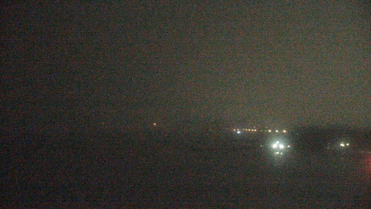 Thumbnail for current weather camera view from Northwestern University in Evanston, Illinois