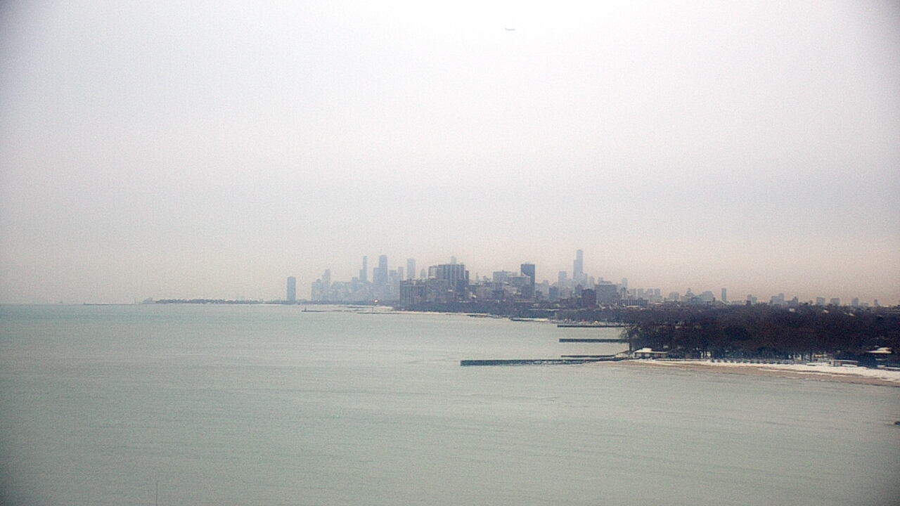 Thumbnail for current weather camera view from Northwestern University in Evanston, Illinois