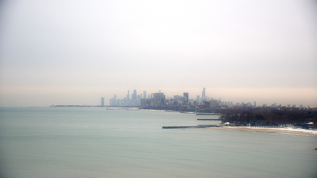 Thumbnail for current weather camera view from Northwestern University in Evanston, Illinois