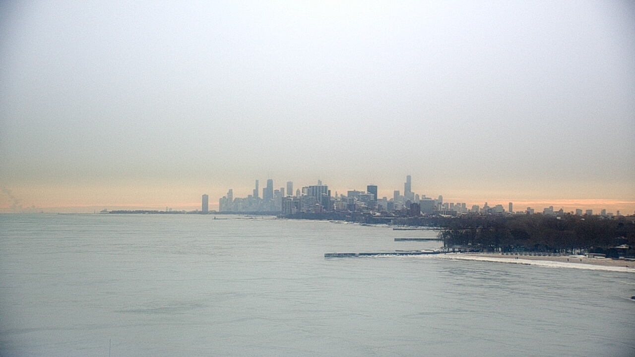 Thumbnail for current weather camera view from Northwestern University in Evanston, Illinois