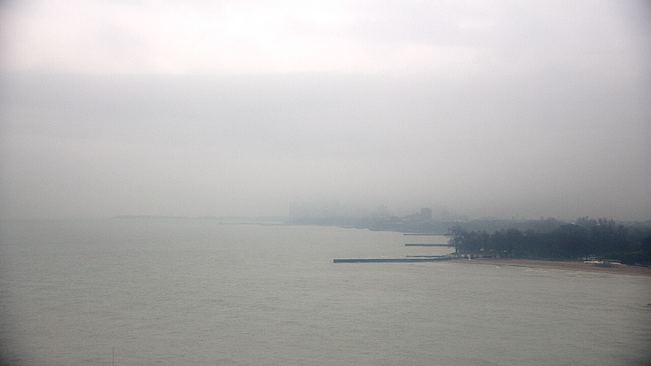 Thumbnail for current weather camera view from Northwestern University in Evanston, Illinois