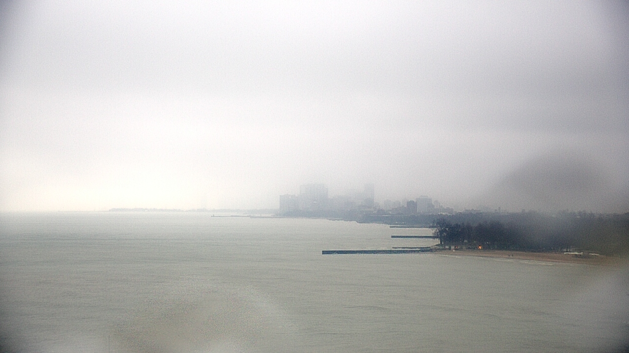 Thumbnail for current weather camera view from Northwestern University in Evanston, Illinois