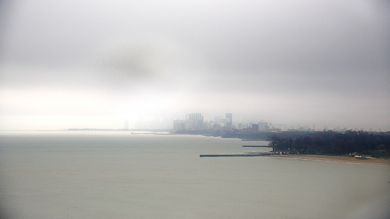 Thumbnail for current weather camera view from Northwestern University in Evanston, Illinois