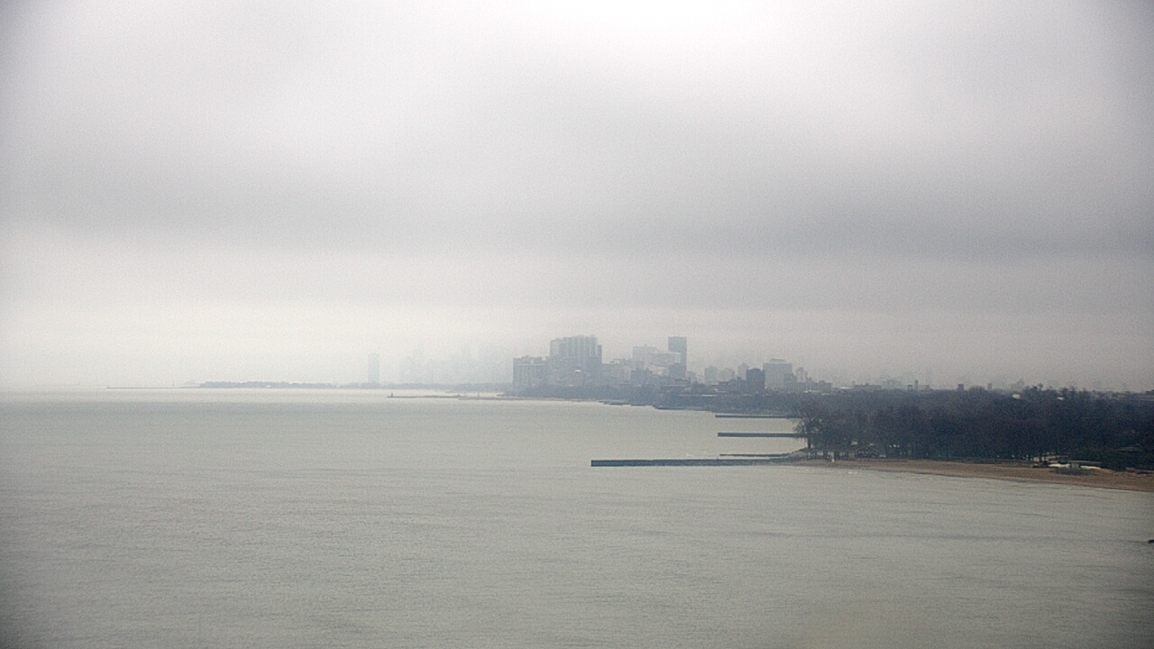 Thumbnail for current weather camera view from Northwestern University in Evanston, Illinois