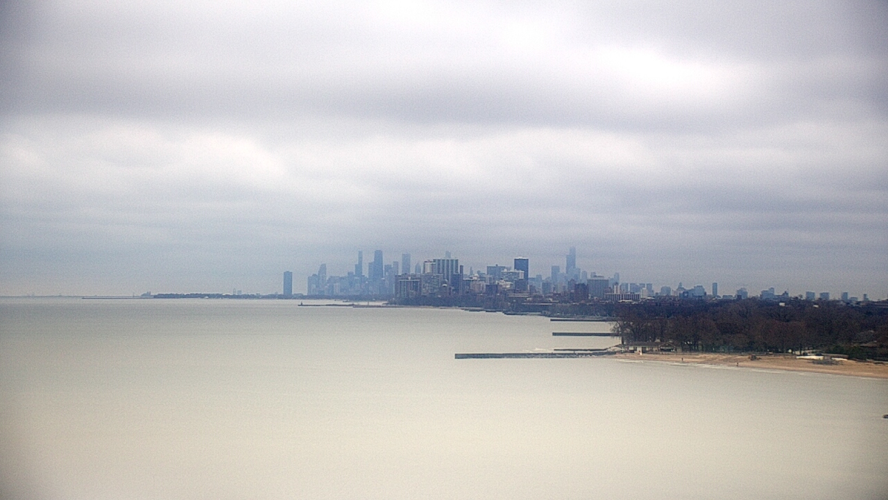 Thumbnail for current weather camera view from Northwestern University in Evanston, Illinois