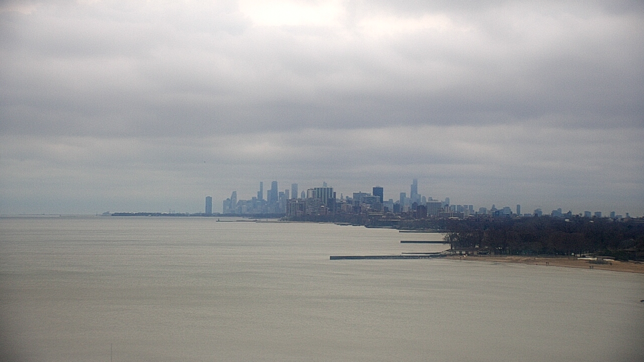 Thumbnail for current weather camera view from Northwestern University in Evanston, Illinois