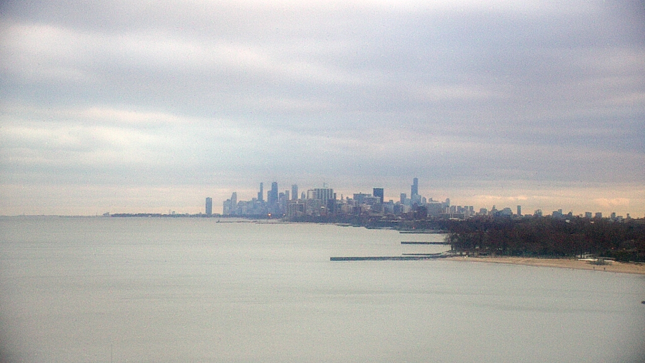 Thumbnail for current weather camera view from Northwestern University in Evanston, Illinois