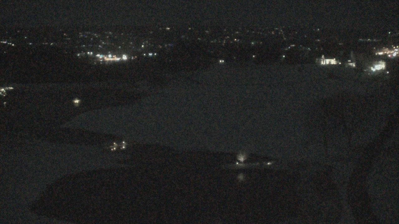 Thumbnail for current weather camera view from The Club at Nevillewood in Collier Township, Pennsylvania