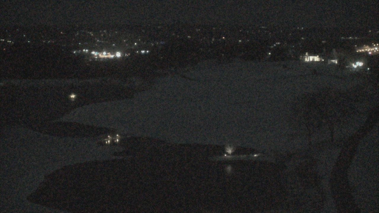 Thumbnail for current weather camera view from The Club at Nevillewood in Collier Township, Pennsylvania