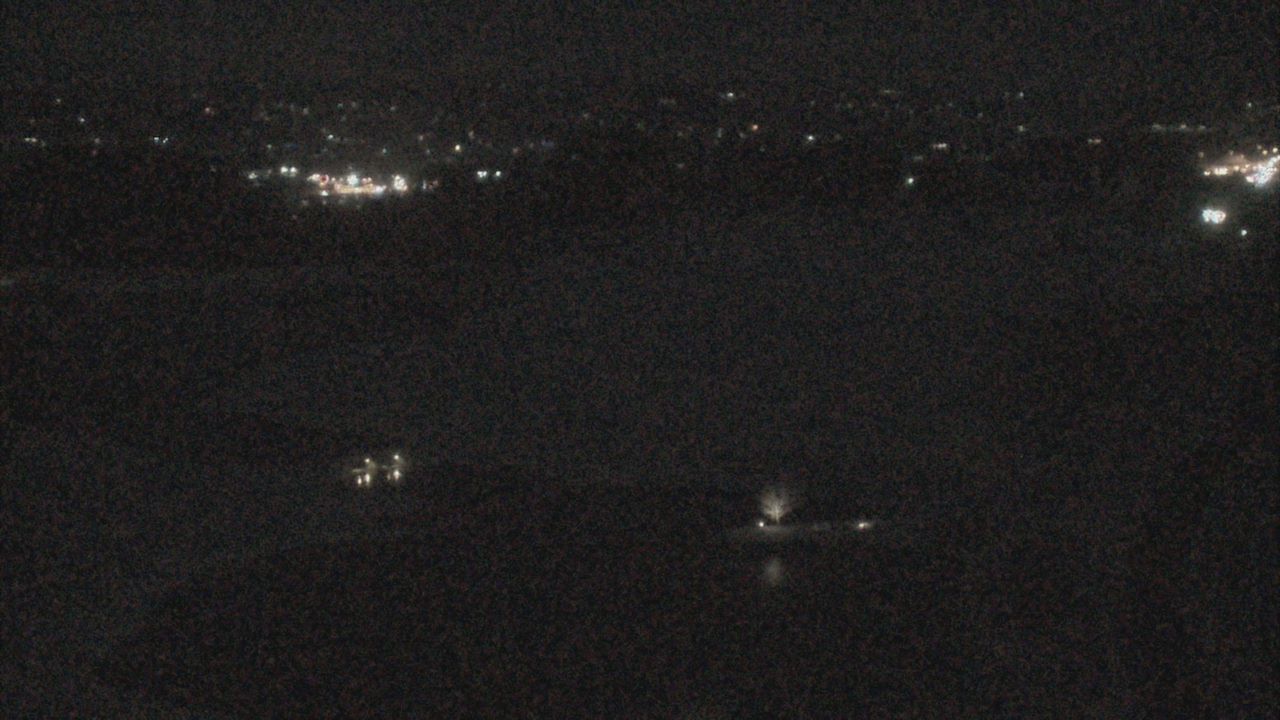 Thumbnail for current weather camera view from The Club at Nevillewood in Collier Township, Pennsylvania