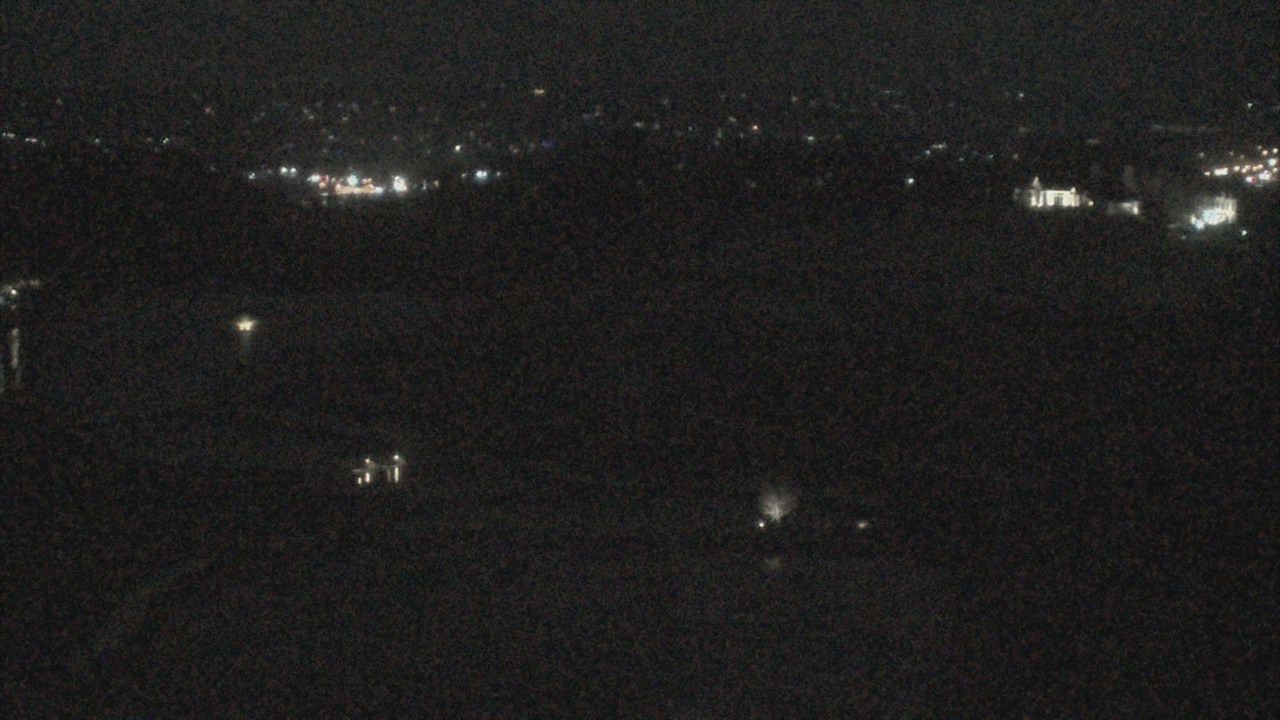 Thumbnail for current weather camera view from The Club at Nevillewood in Collier Township, Pennsylvania