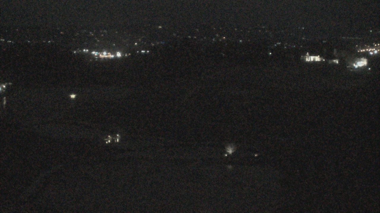 Thumbnail for current weather camera view from The Club at Nevillewood in Collier Township, Pennsylvania