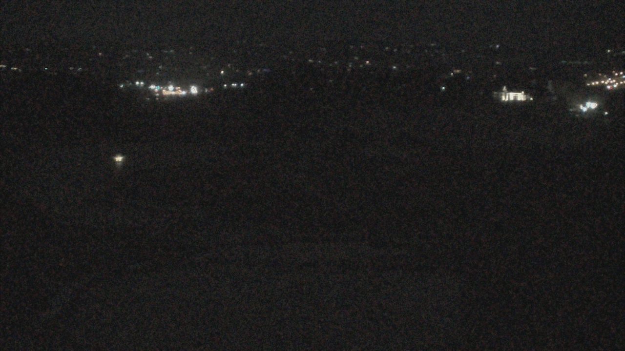 Thumbnail for current weather camera view from The Club at Nevillewood in Collier Township, Pennsylvania