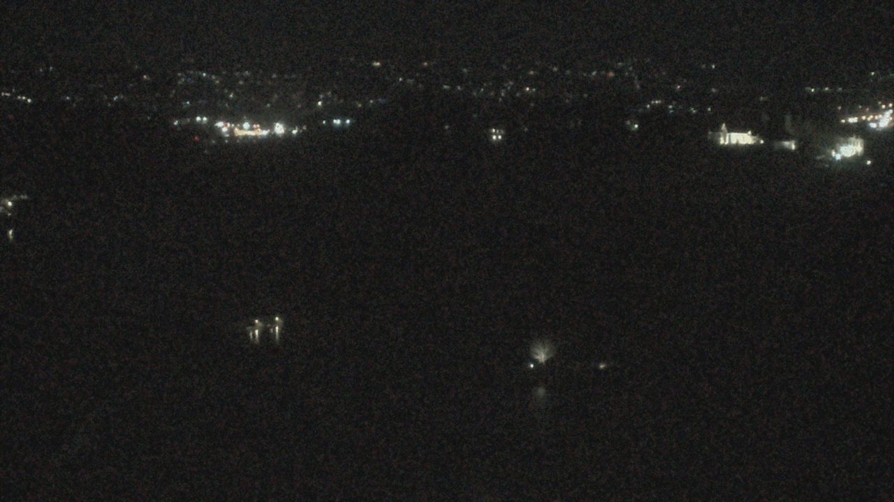 Thumbnail for current weather camera view from The Club at Nevillewood in Collier Township, Pennsylvania