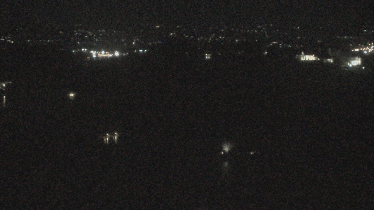 Thumbnail for current weather camera view from The Club at Nevillewood in Collier Township, Pennsylvania