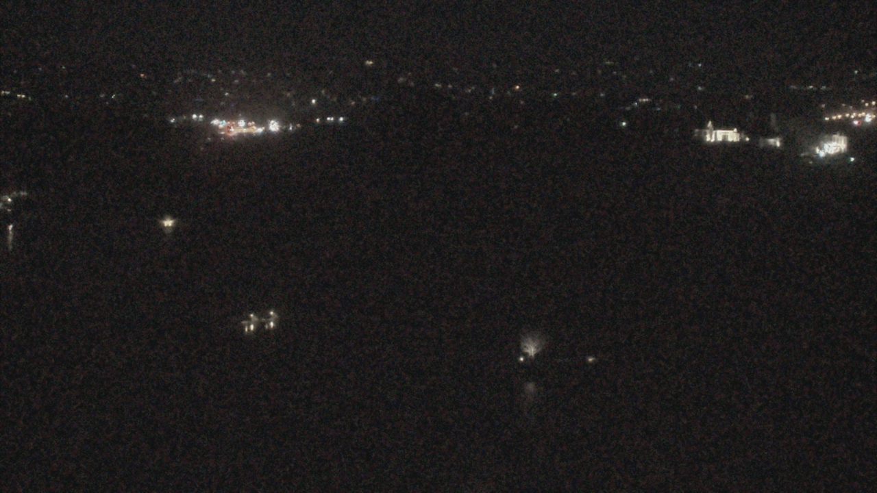 Thumbnail for current weather camera view from The Club at Nevillewood in Collier Township, Pennsylvania