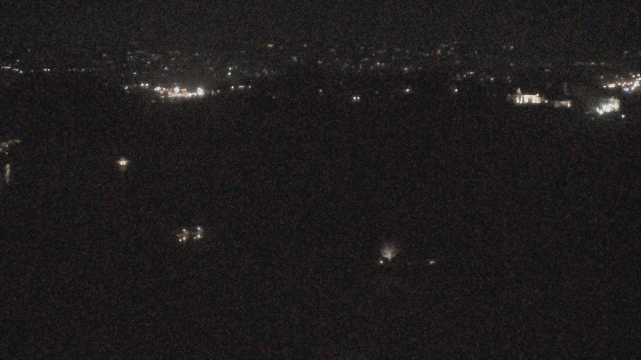 Thumbnail for current weather camera view from The Club at Nevillewood in Collier Township, Pennsylvania