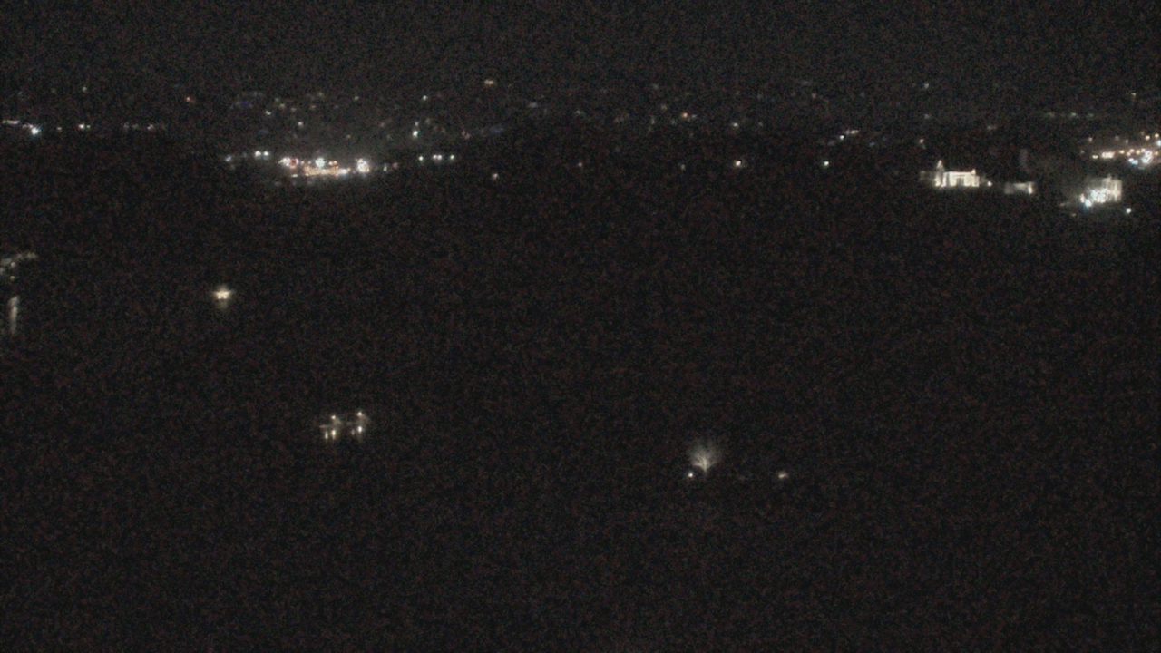 Thumbnail for current weather camera view from The Club at Nevillewood in Collier Township, Pennsylvania