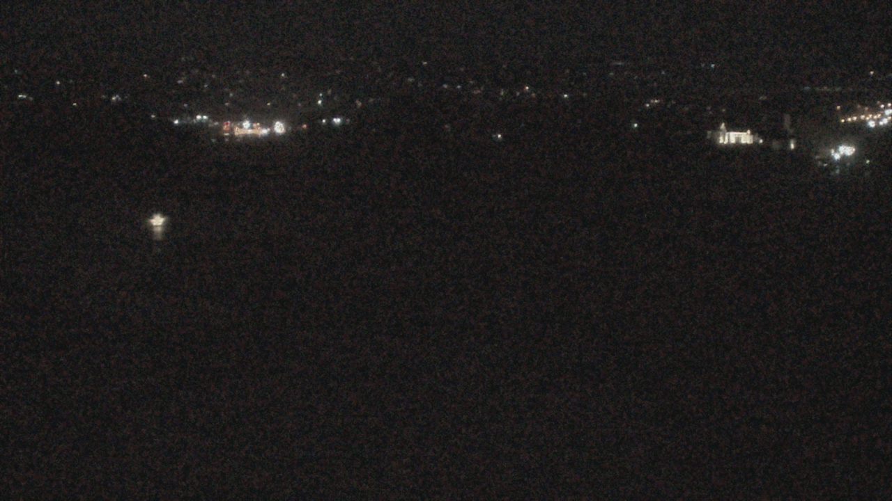 Thumbnail for current weather camera view from The Club at Nevillewood in Collier Township, Pennsylvania