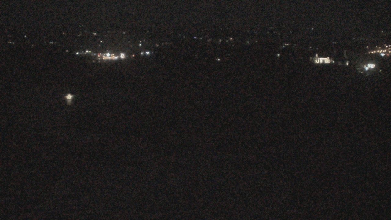 Thumbnail for current weather camera view from The Club at Nevillewood in Collier Township, Pennsylvania