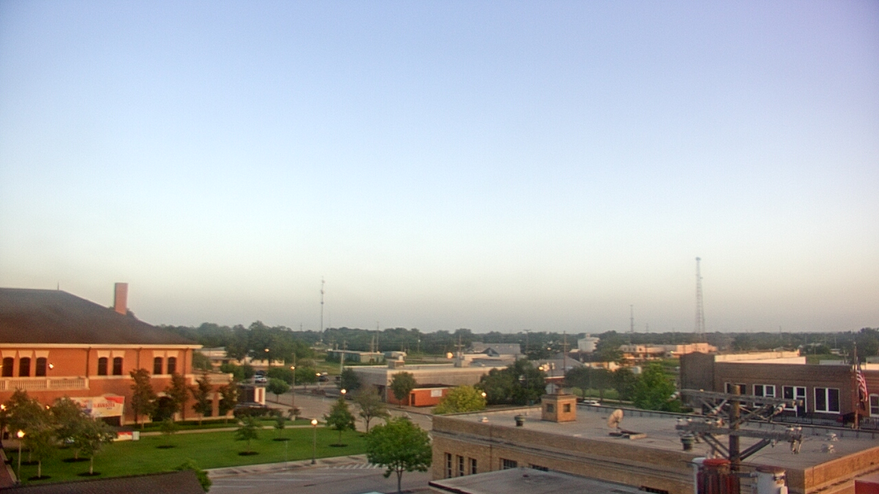 Thumbnail for current weather camera view from City of Navasota in Navasota, Texas