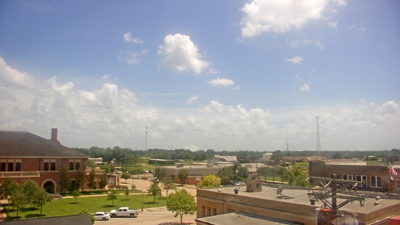 Thumbnail for current weather camera view from City of Navasota in Navasota, Texas