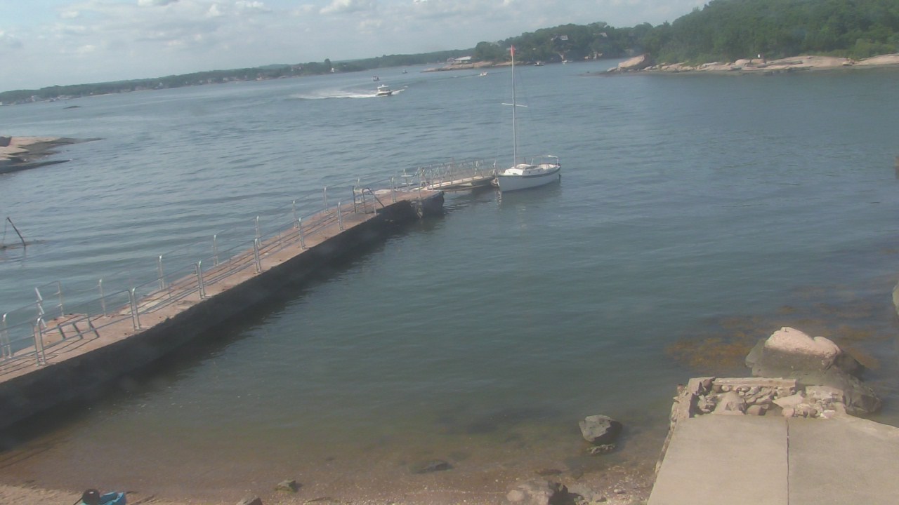 Thumbnail for current weather camera view from Outer Island Education and Research in Branford, Connecticut