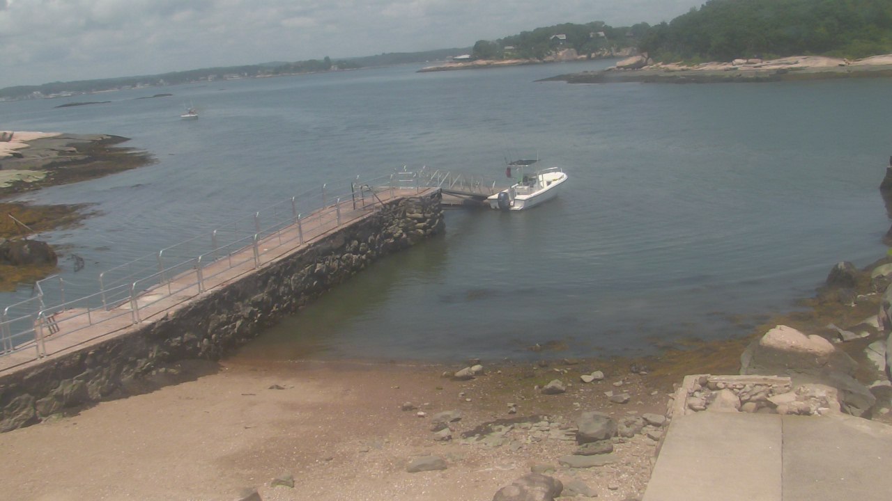 Thumbnail for current weather camera view from Outer Island Education and Research in Branford, Connecticut