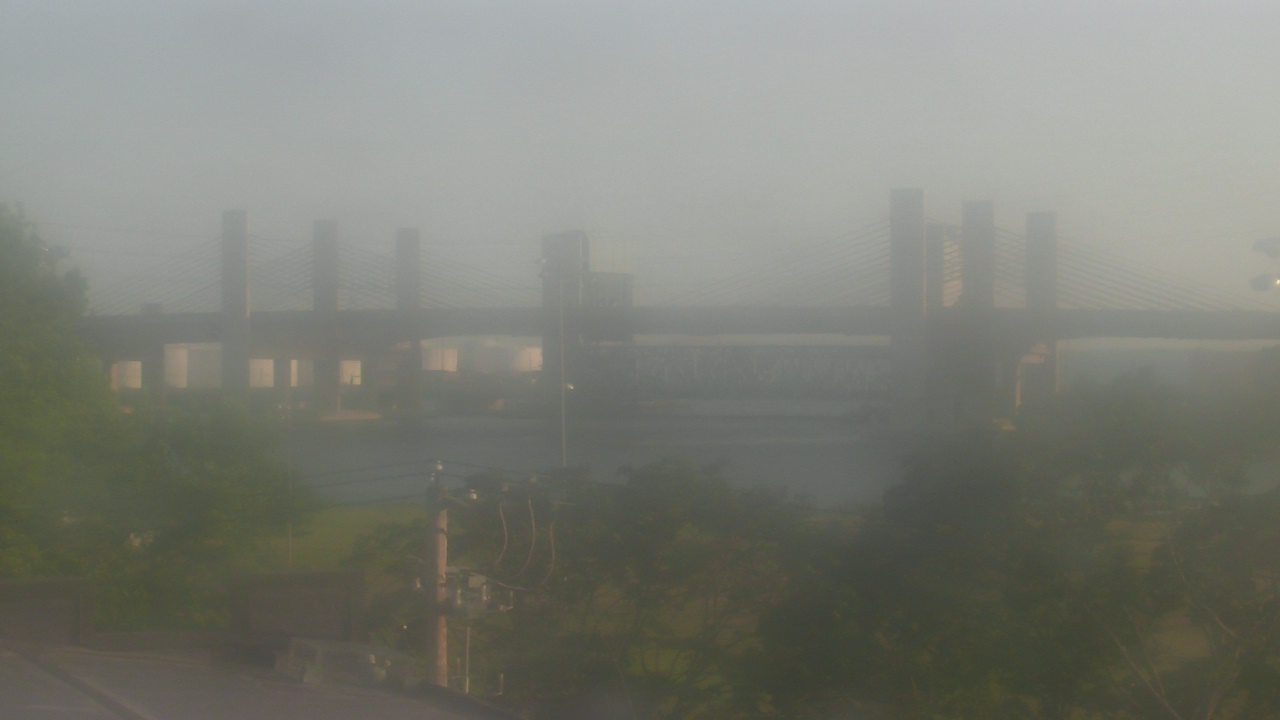 Thumbnail for current weather camera view from Cold Spring School in New Haven, Connecticut