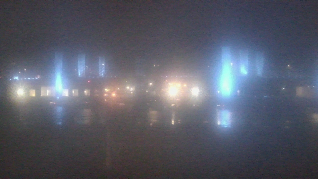 Thumbnail for current weather camera view from Cold Spring School in New Haven, Connecticut