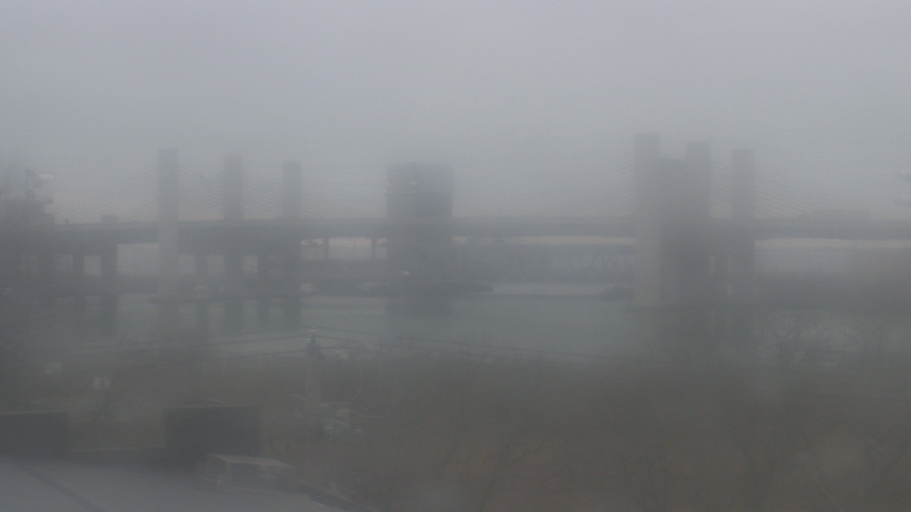 Thumbnail for current weather camera view from Cold Spring School in New Haven, Connecticut