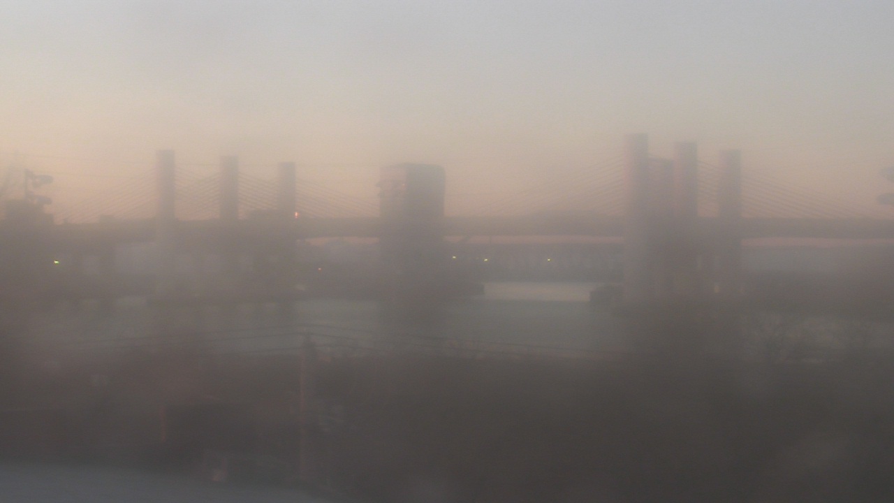 Thumbnail for current weather camera view from Cold Spring School in New Haven, Connecticut