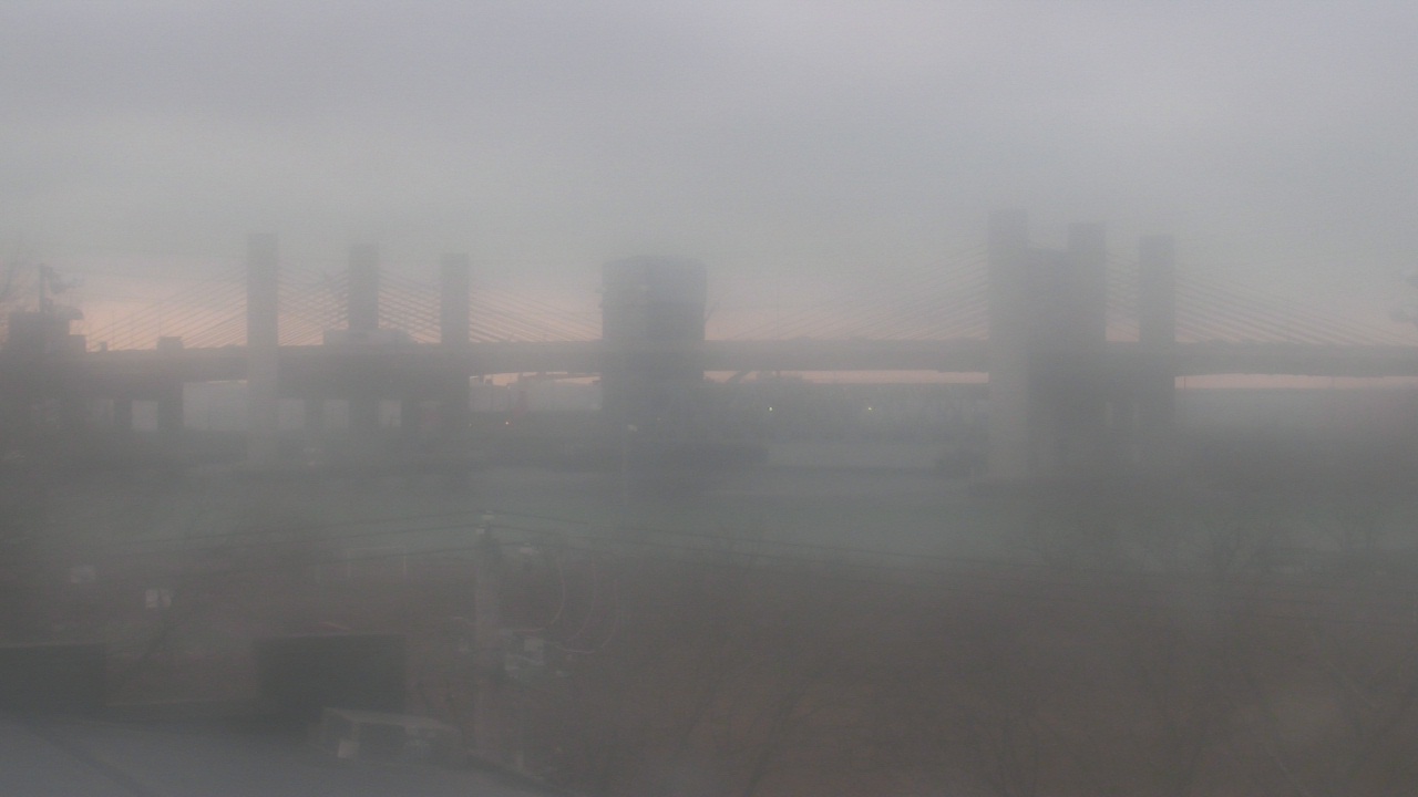 Thumbnail for current weather camera view from Cold Spring School in New Haven, Connecticut