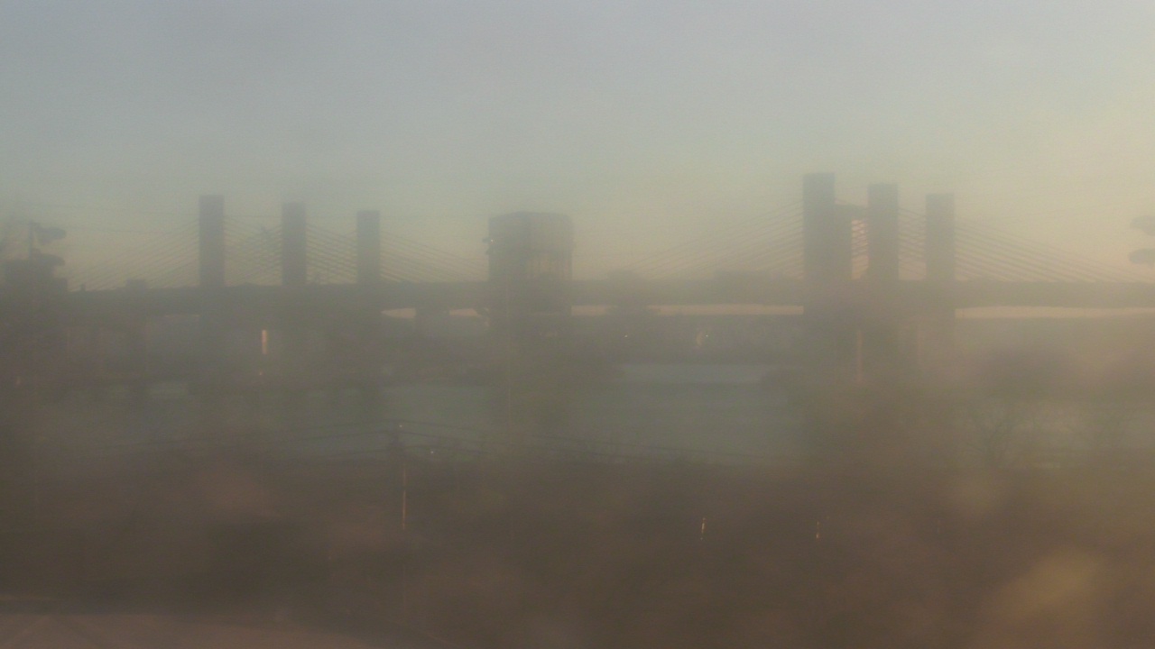 Thumbnail for current weather camera view from Cold Spring School in New Haven, Connecticut