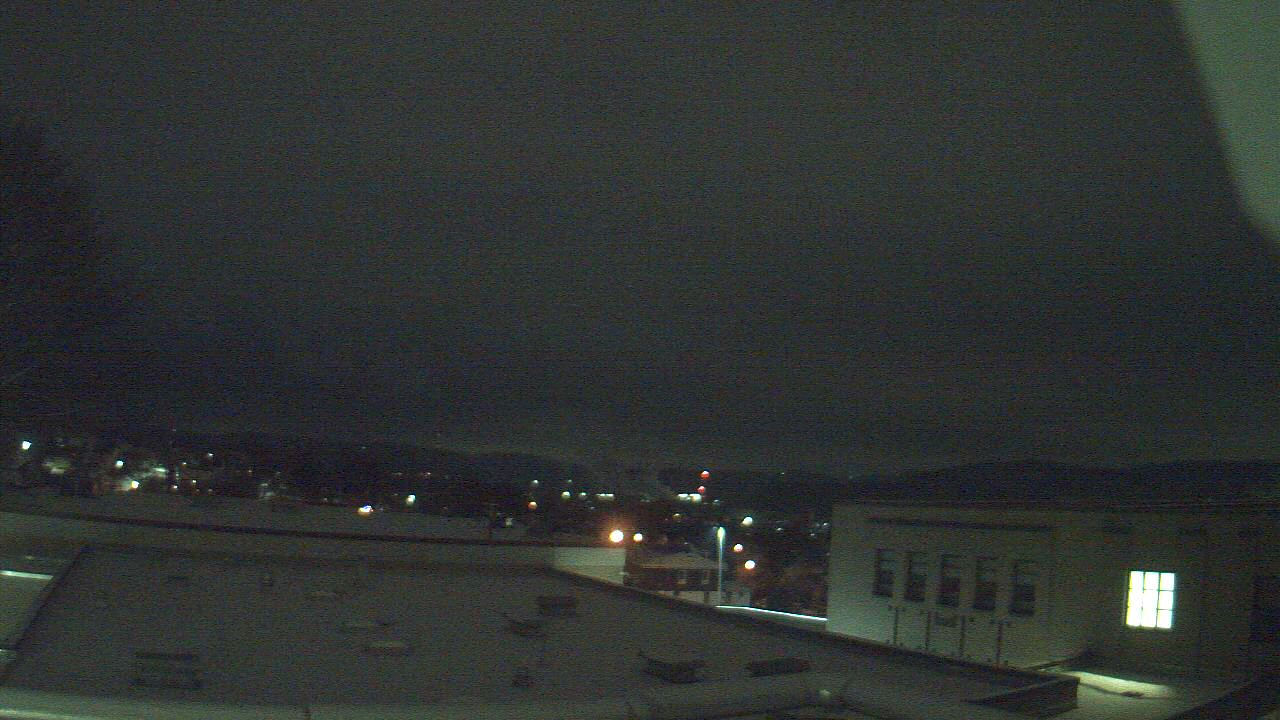 Thumbnail for current weather camera view from Roy A Hunt Elementary School in Arnold, Pennsylvania