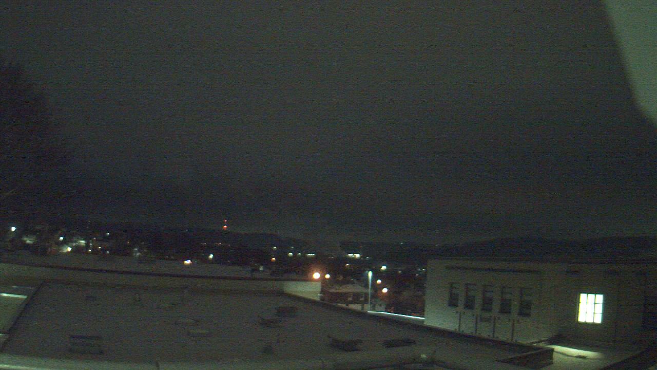 Thumbnail for current weather camera view from Roy A Hunt Elementary School in Arnold, Pennsylvania