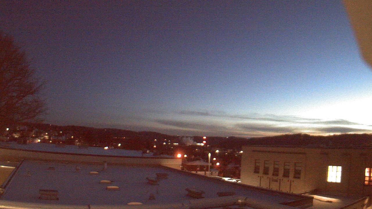 Thumbnail for current weather camera view from Roy A Hunt Elementary School in Arnold, Pennsylvania