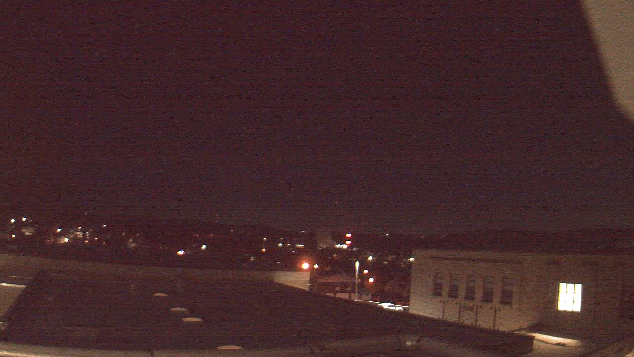 Thumbnail for current weather camera view from Roy A Hunt Elementary School in Arnold, Pennsylvania