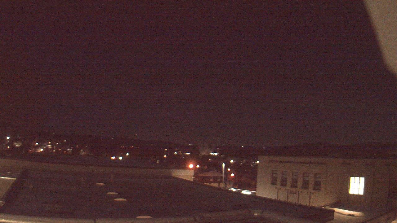 Thumbnail for current weather camera view from Roy A Hunt Elementary School in Arnold, Pennsylvania