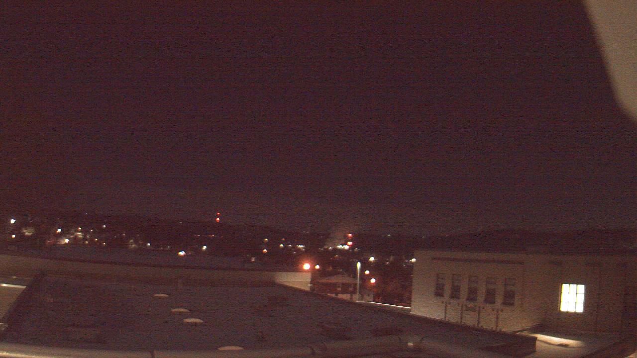 Thumbnail for current weather camera view from Roy A Hunt Elementary School in Arnold, Pennsylvania