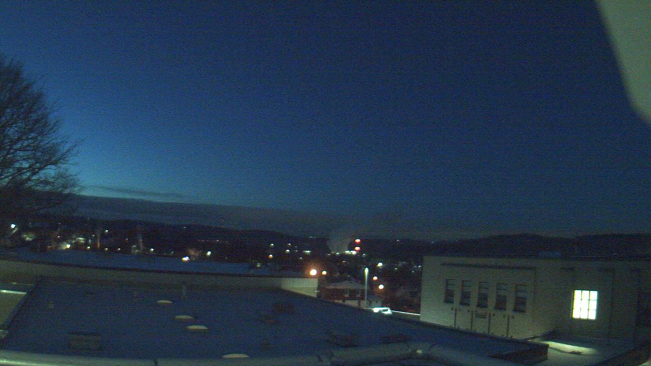Thumbnail for current weather camera view from Roy A Hunt Elementary School in Arnold, Pennsylvania