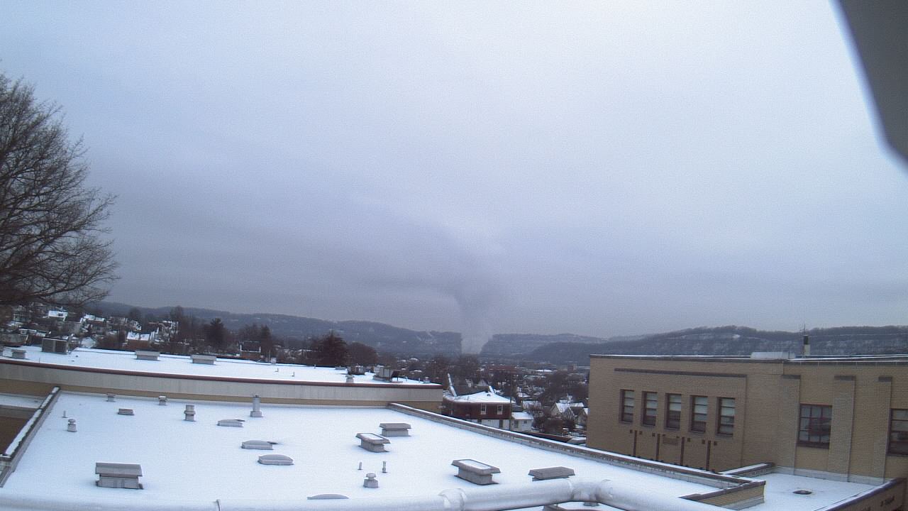 Thumbnail for current weather camera view from Roy A Hunt Elementary School in Arnold, Pennsylvania