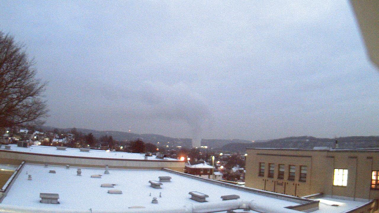 Thumbnail for current weather camera view from Roy A Hunt Elementary School in Arnold, Pennsylvania