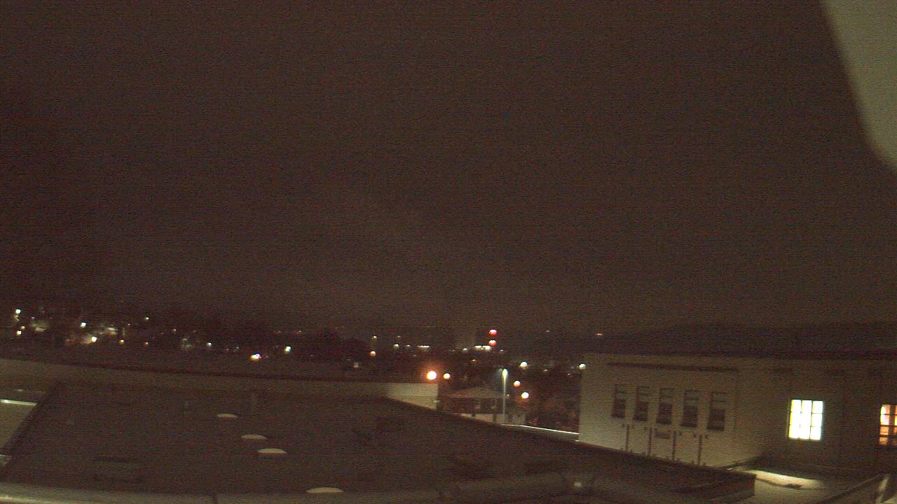 Thumbnail for current weather camera view from Roy A Hunt Elementary School in Arnold, Pennsylvania
