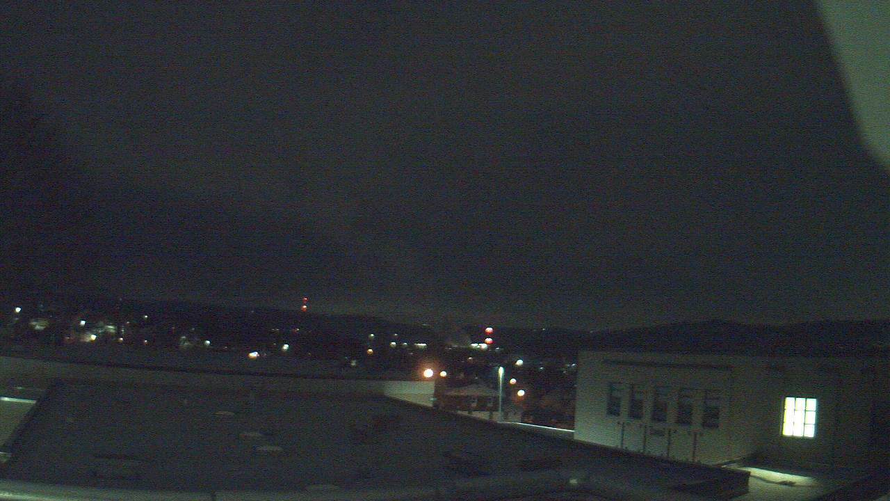 Thumbnail for current weather camera view from Roy A Hunt Elementary School in Arnold, Pennsylvania