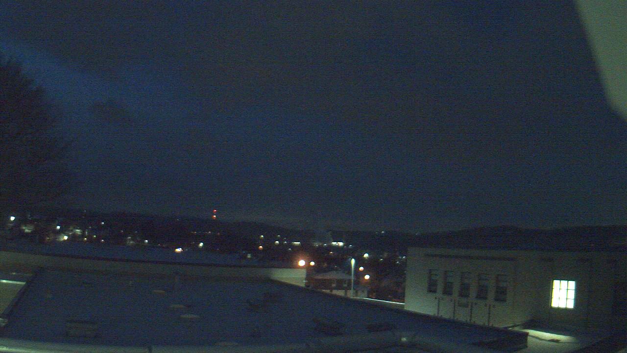 Thumbnail for current weather camera view from Roy A Hunt Elementary School in Arnold, Pennsylvania