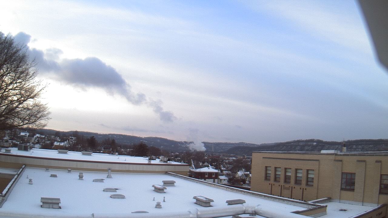 Thumbnail for current weather camera view from Roy A Hunt Elementary School in Arnold, Pennsylvania