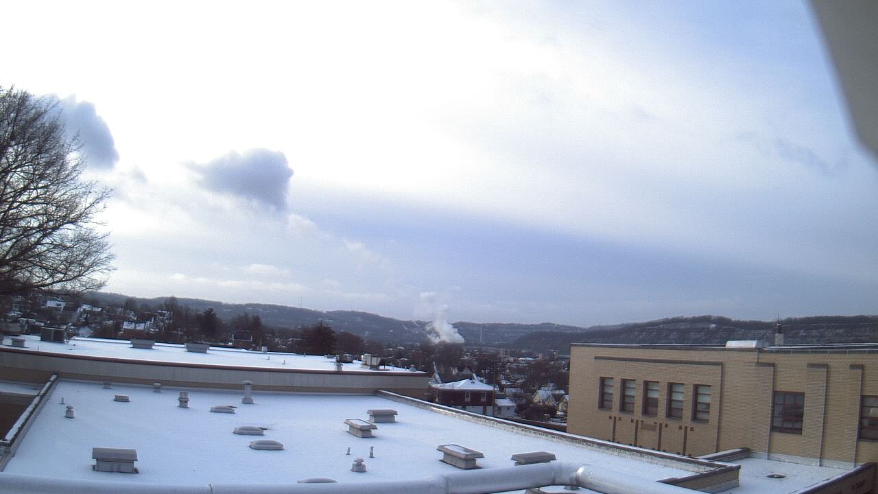 Thumbnail for current weather camera view from Roy A Hunt Elementary School in Arnold, Pennsylvania