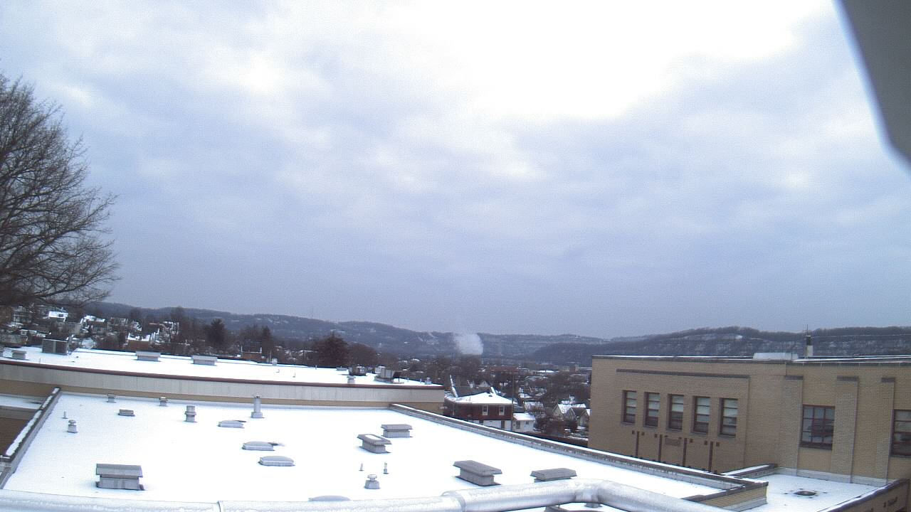 Thumbnail for current weather camera view from Roy A Hunt Elementary School in Arnold, Pennsylvania